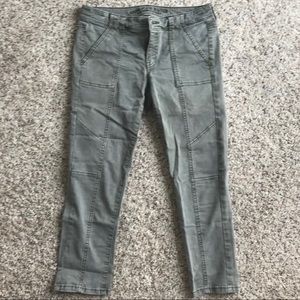 AE Jegging Crop Military Inspired